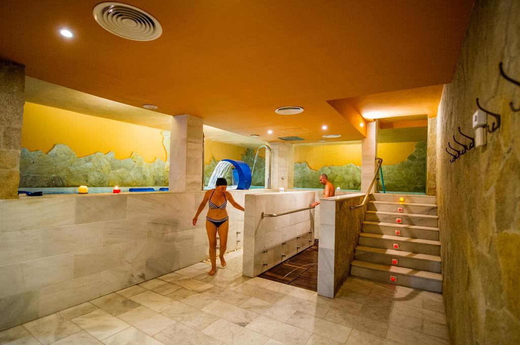 Apartamentos La Venta Del Charco Cardeña Zewnętrze zdjęcie