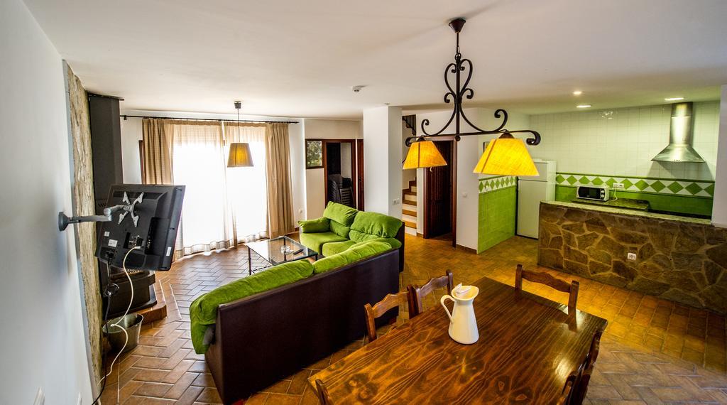 Apartamentos La Venta Del Charco Cardeña Pokój zdjęcie